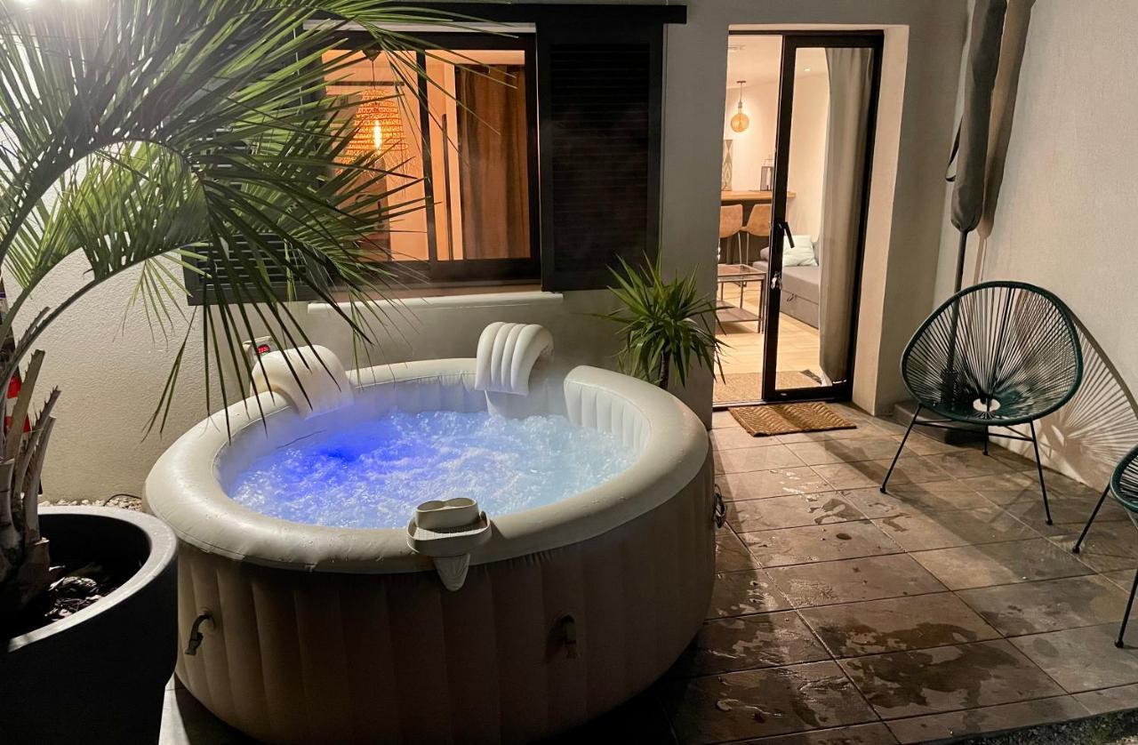 Villa Les Oliviers Spa Privatif 邦多勒 外观 照片