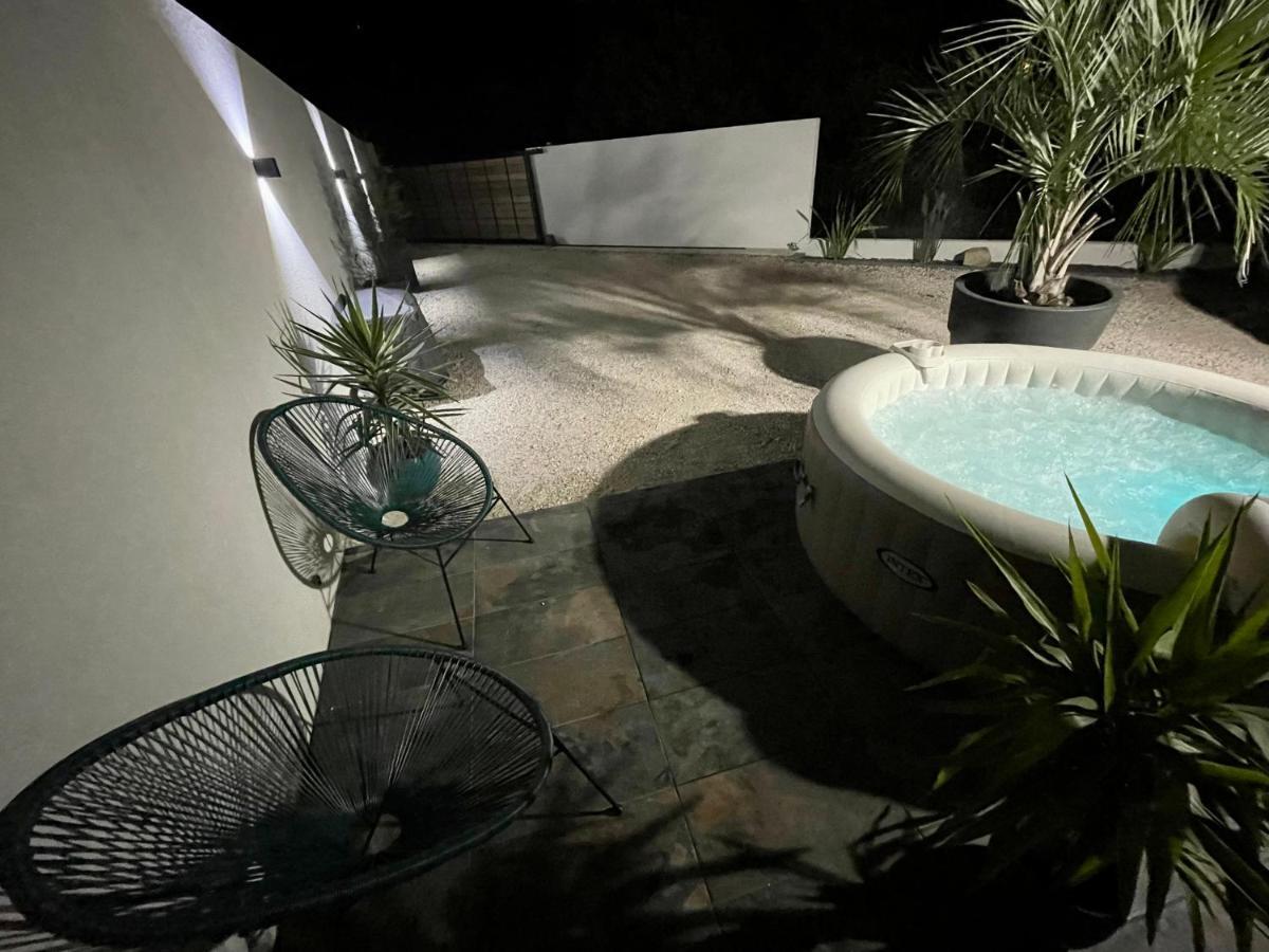 Villa Les Oliviers Spa Privatif 邦多勒 外观 照片