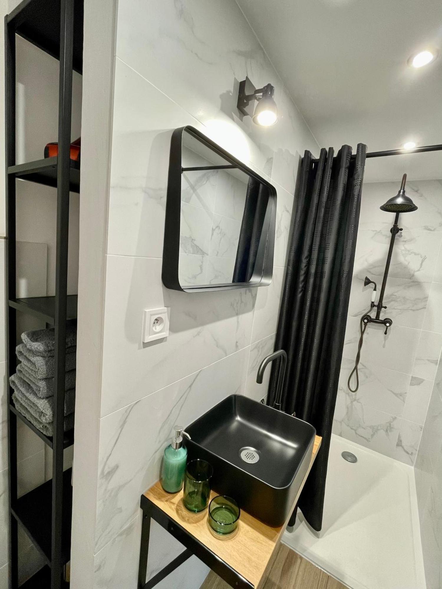Villa Les Oliviers Spa Privatif 邦多勒 外观 照片